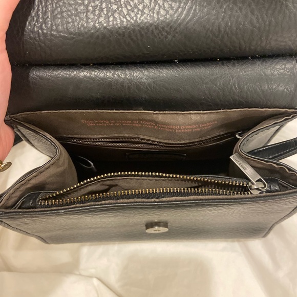 Matt & Nat Elegant Black Crossbody Bag - Picture 2 of 4